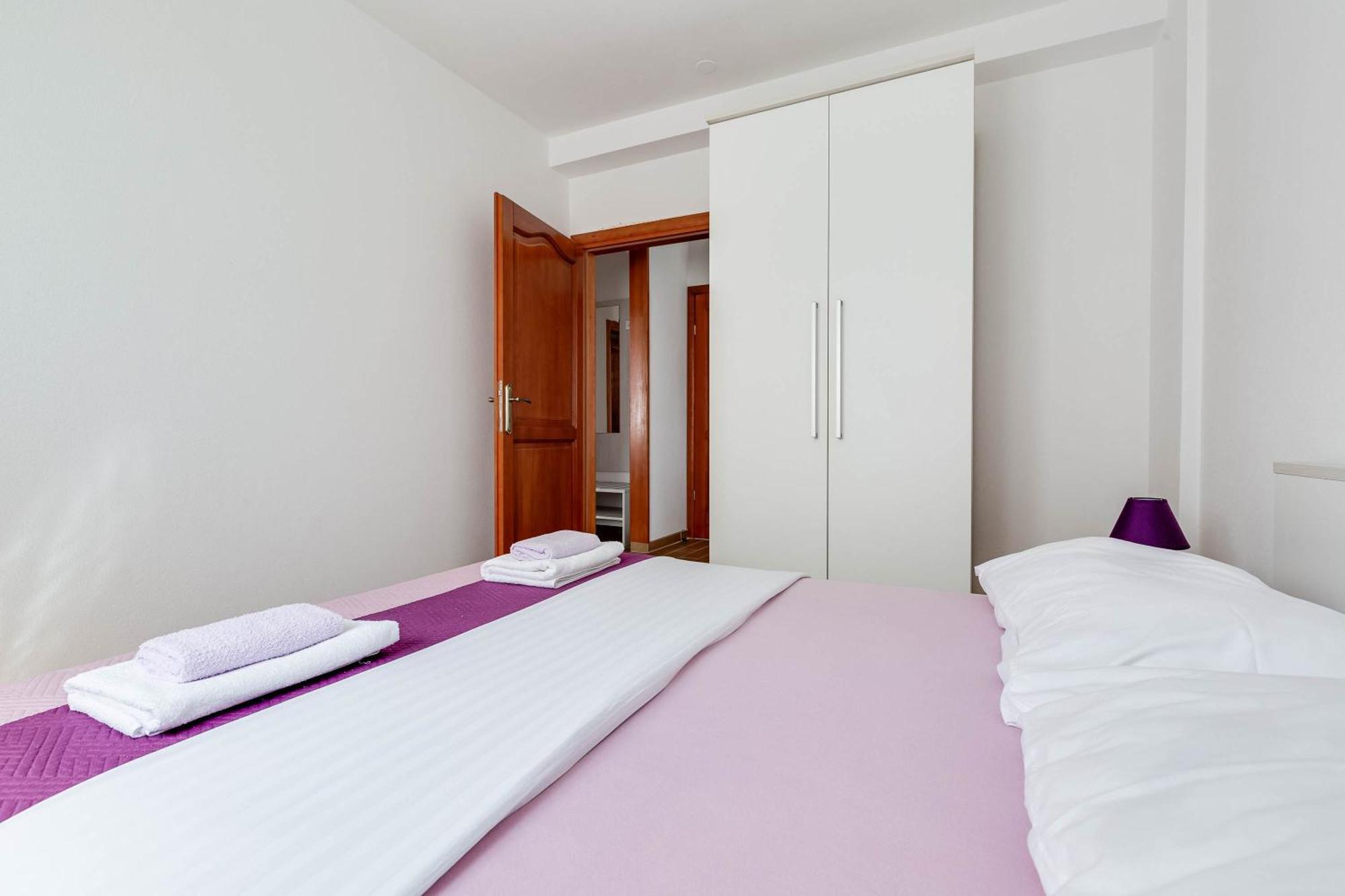 Apartmani Pocrnic Pakoštane Esterno foto