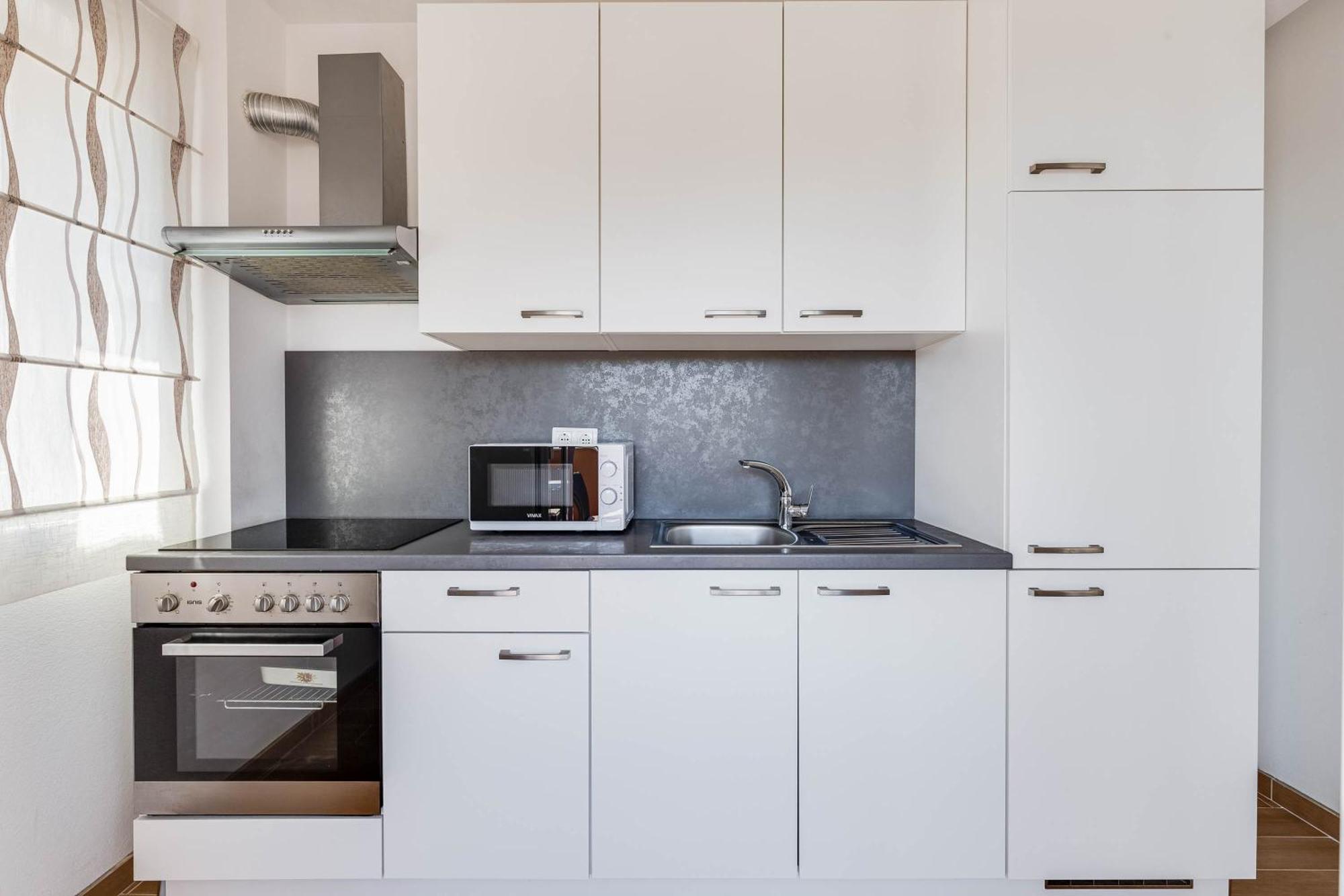 Apartmani Pocrnic Pakoštane Esterno foto